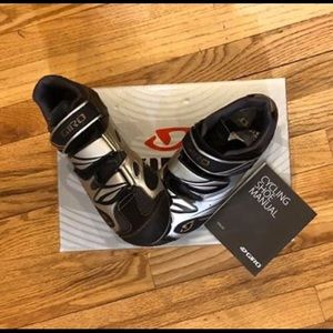 Giro Reva Cycling/Spin Shoes Sz 40 EUC